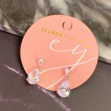 Load image into Gallery viewer, Crystal Clear Teardrop Earrings