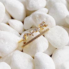 Load image into Gallery viewer, French Romance Jeweled Ring