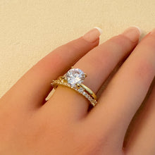 Load image into Gallery viewer, Romantic Round Cut Solitaire Ring Set Of 2