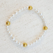 Load image into Gallery viewer, Pearl & Gold Beaded Stretch Bracelet