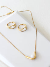 Load image into Gallery viewer, Presa Set | Mini Hoop Earrings and Necklace Set