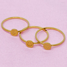 Load image into Gallery viewer, Tiny Disc Stackable Ring
