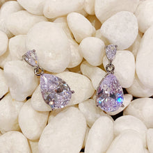 Load image into Gallery viewer, Crystal Clear Teardrop Earrings
