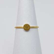 Load image into Gallery viewer, Tiny Disc Stackable Ring
