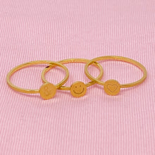 Load image into Gallery viewer, Tiny Disc Stackable Ring
