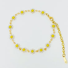 Load image into Gallery viewer, All Around Daisy Bracelet
