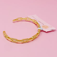 Load image into Gallery viewer, Alternatively Linked Open Bangle Bracelet
