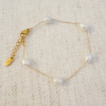 Load image into Gallery viewer, Esther Freshwater Pearl Bracelet
