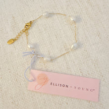 Load image into Gallery viewer, Esther Freshwater Pearl Bracelet
