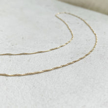 Load image into Gallery viewer, Singapore Chain Bracelet
