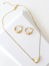 Load image into Gallery viewer, Presa Set | Mini Hoop Earrings and Necklace Set
