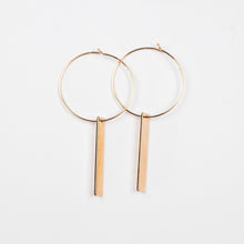 Load image into Gallery viewer, Karis Earring
