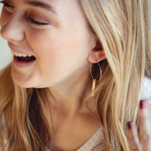 Load image into Gallery viewer, Karis Earring

